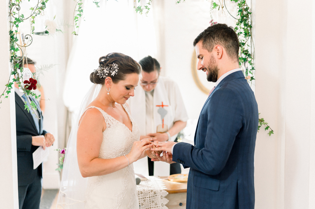 Aline e Ivan | Casamento intimista dos sonhos na Casinha Quintal