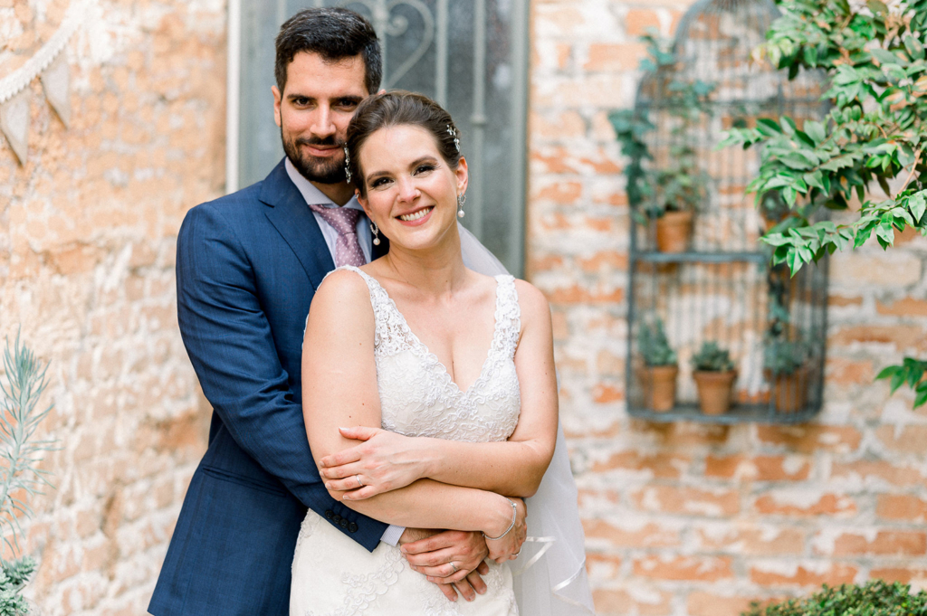 Aline e Ivan | Casamento intimista dos sonhos na Casinha Quintal