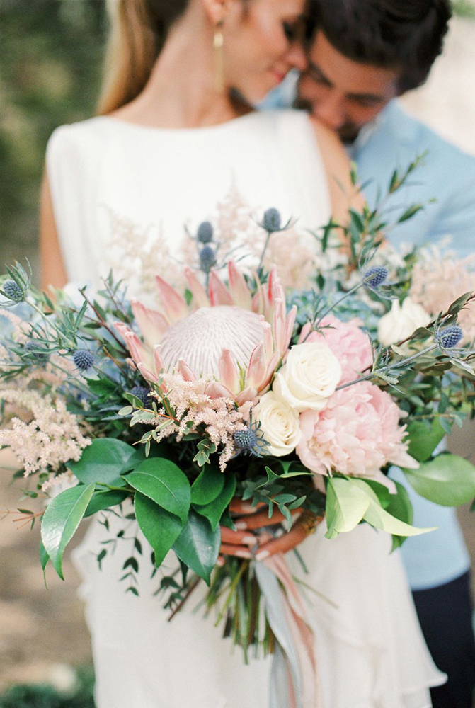 Inspire-se! | Buquê com protea, uma flor cheia de personalidade