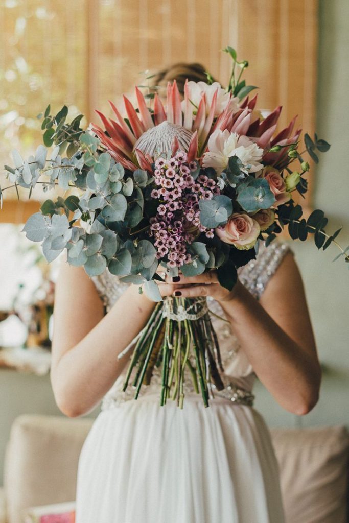 Inspire-se! | Buquê com protea, uma flor cheia de personalidade