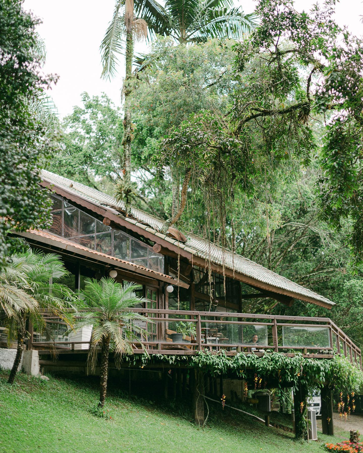 Casamentos na Casa Giardino: experiência e natureza