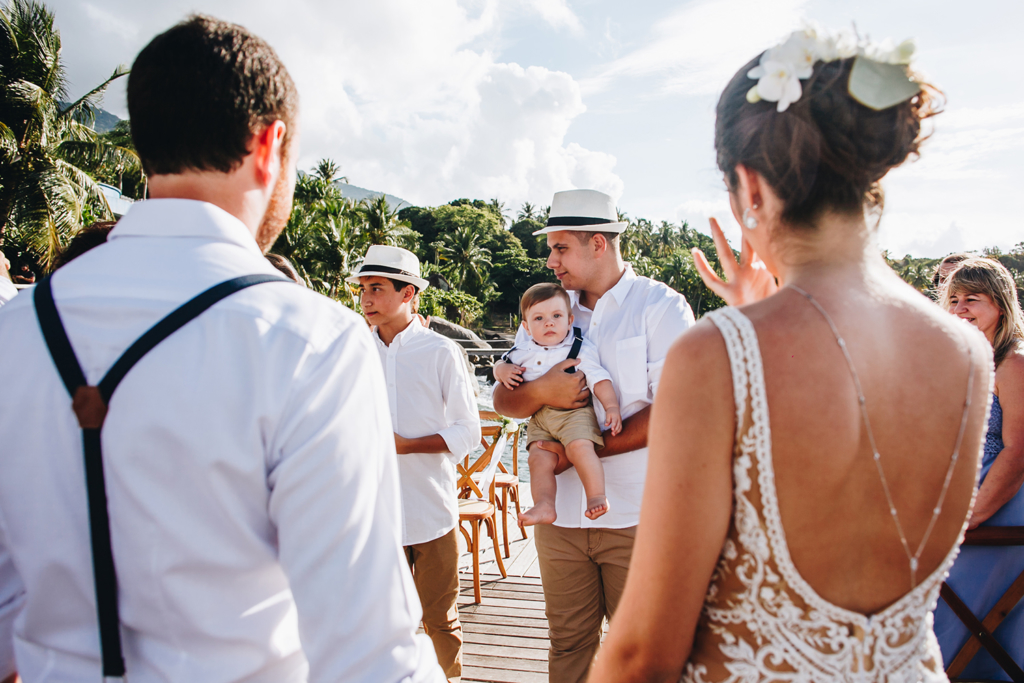 Débora e Jorge | Casamento no píer em Ilhabela, por Sereiamor