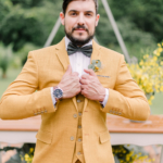 Editorial Yellow & Gray Noiva Ansiosa - Pantone 2021 - Villa Roma