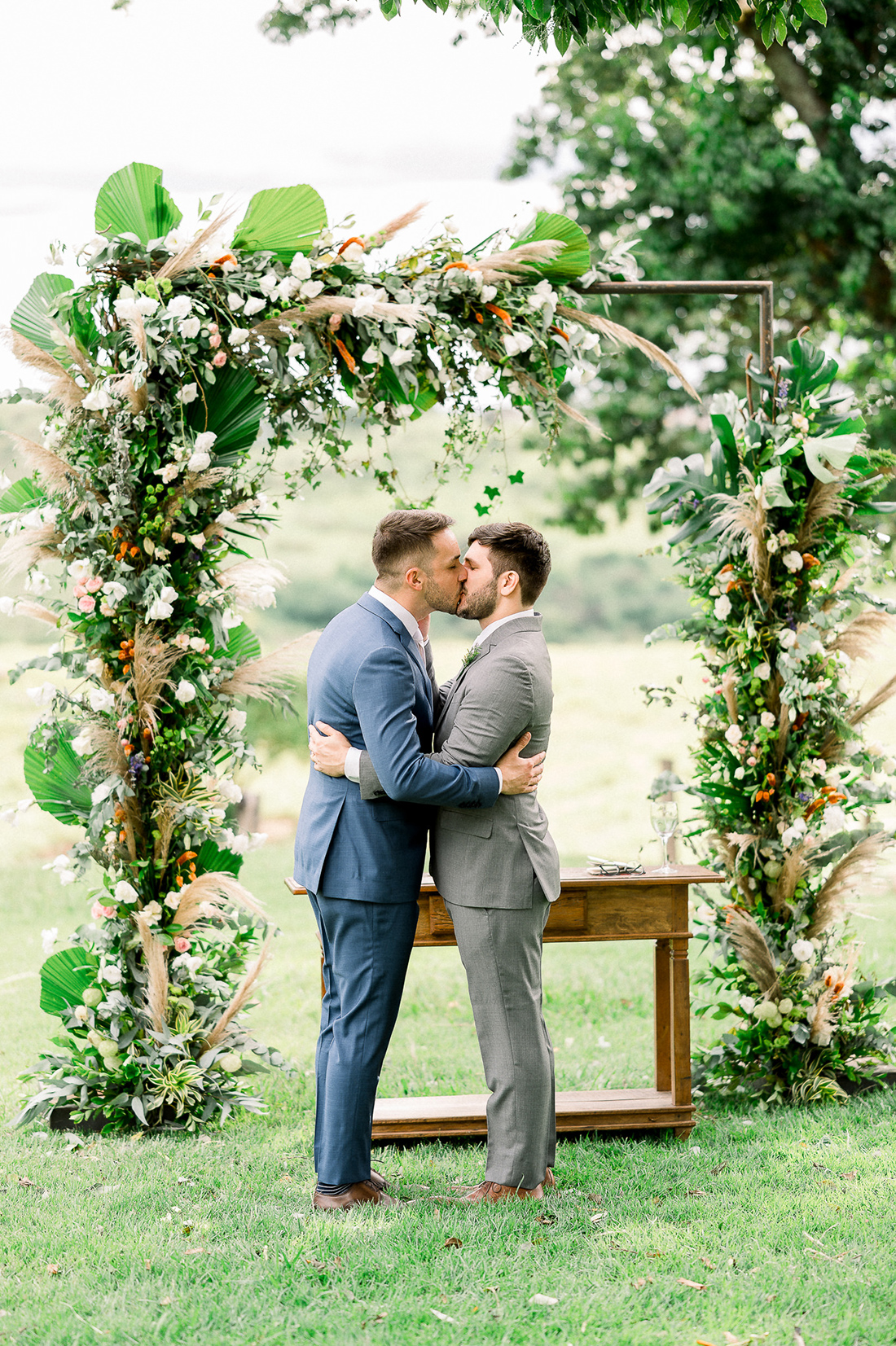 Eles - Casamento a dois na Fazenda Embauva