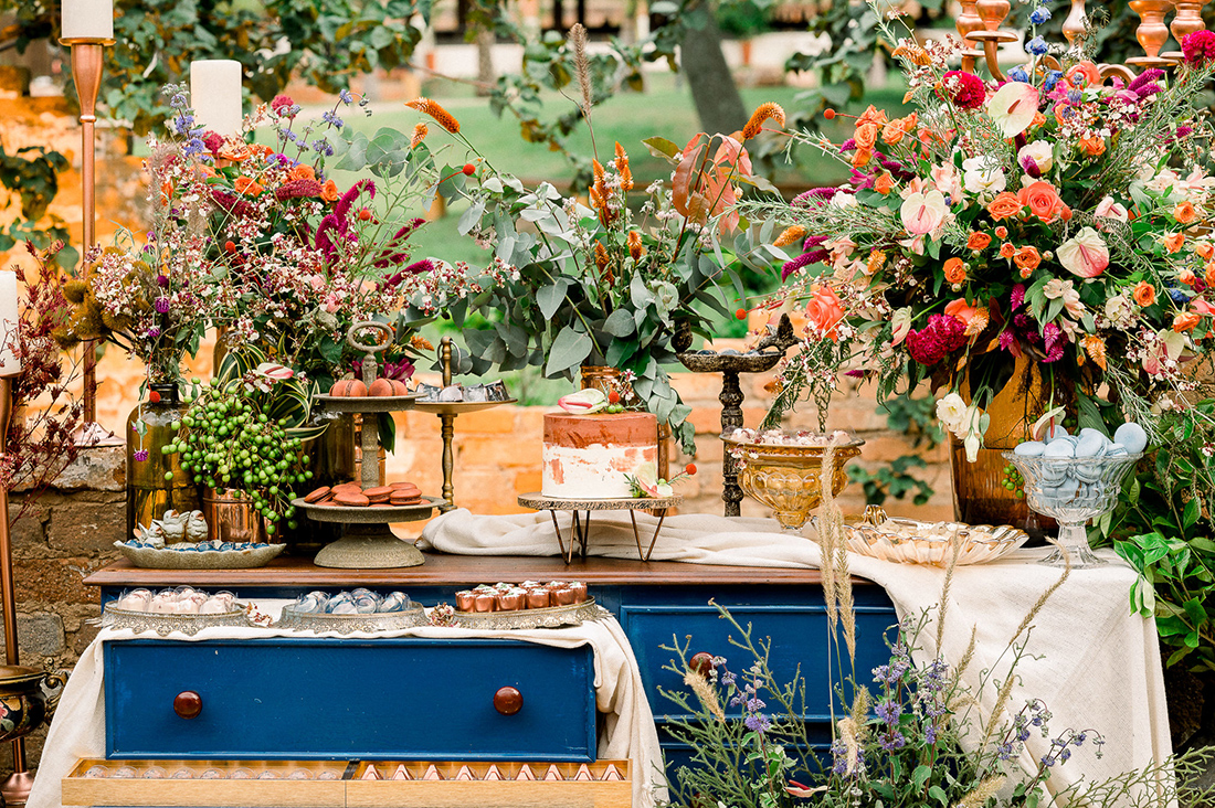 Eles - Casamento a dois na Fazenda Embauva - Mesa de Bolo