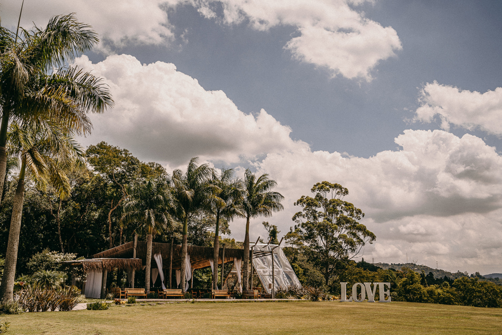 Giovana e Leandro | Casamento emocionante no Quinta da Cantareira - Beleza da noiva por Grazi Almeida