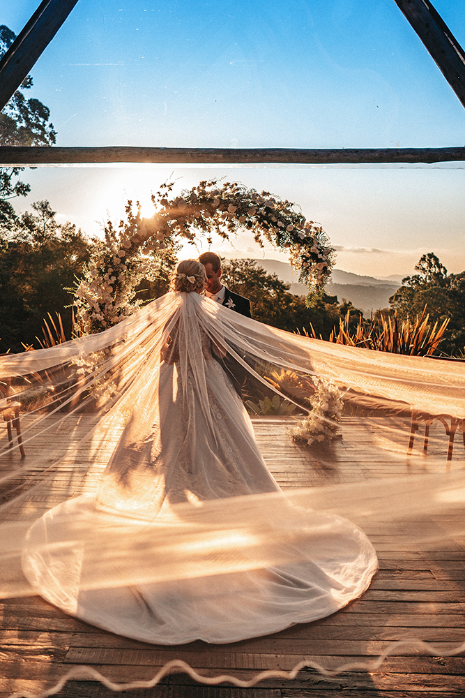 Giovana e Leandro | Casamento emocionante no Quinta da Cantareira - Beleza da noiva por Grazi Almeida