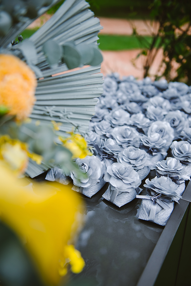 Editorial Yellow e Gray Noiva Ansiosa - Pantone 2021 - Conceição Bem Casados