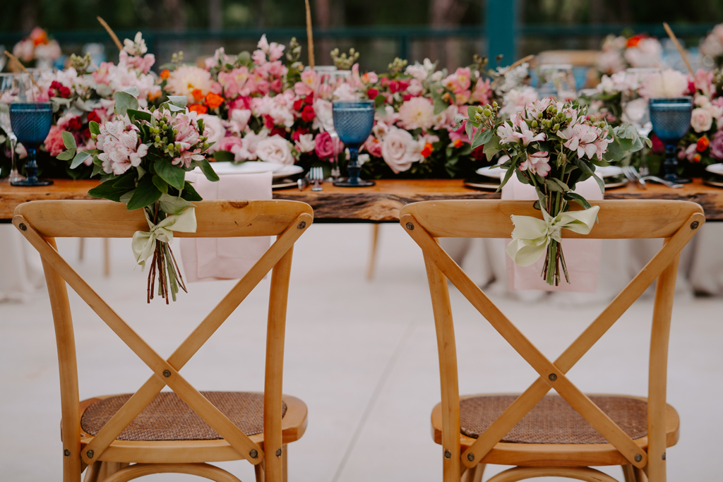 Kelly e João Henklain | Casamento romântico com tons de rosa