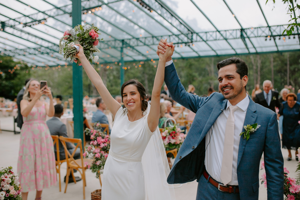 Kelly e João Henklain | Casamento romântico com tons de rosa