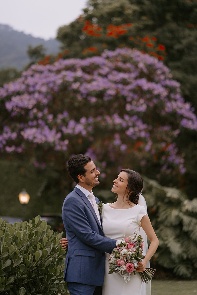 Kelly e João Henklain | Casamento romântico com tons de rosa