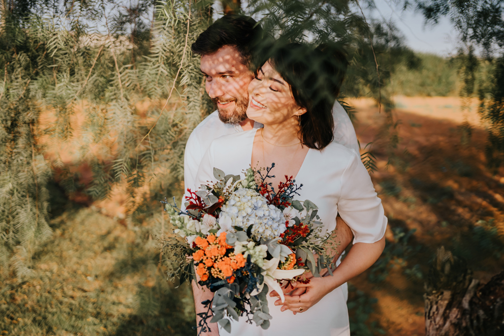 Joyce Kitamura e Victor | Pré wedding em Holambra por Amora Photo e Film