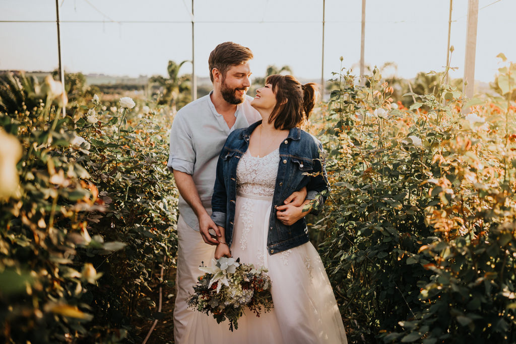 Joyce Kitamura e Victor | Pré wedding em Holambra por Amora Photo e Film