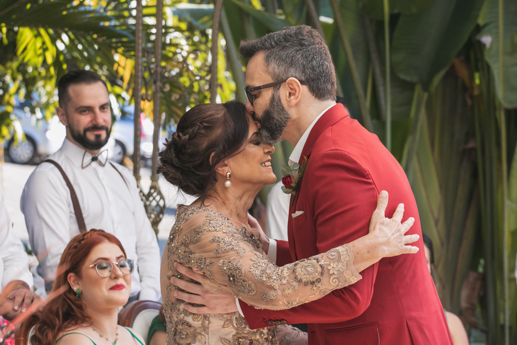 Patricia e Tiago | Do Happn para o altar no Ravena Garden