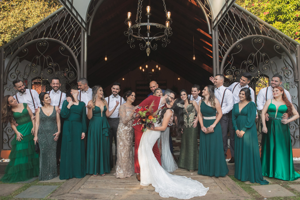 Patricia e Tiago | Do Happn para o altar no Ravena Garden