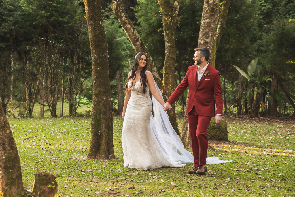 Patricia e Tiago | Do Happn para o altar no Ravena Garden