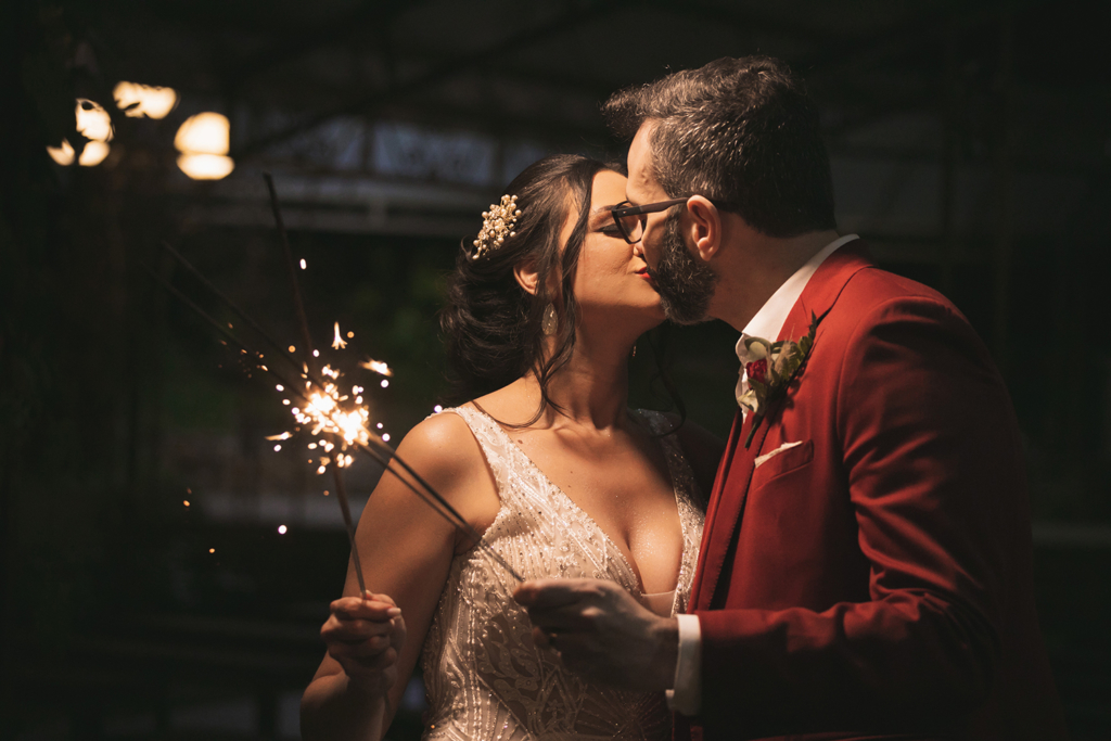 Patricia e Tiago | Do Happn para o altar no Ravena Garden