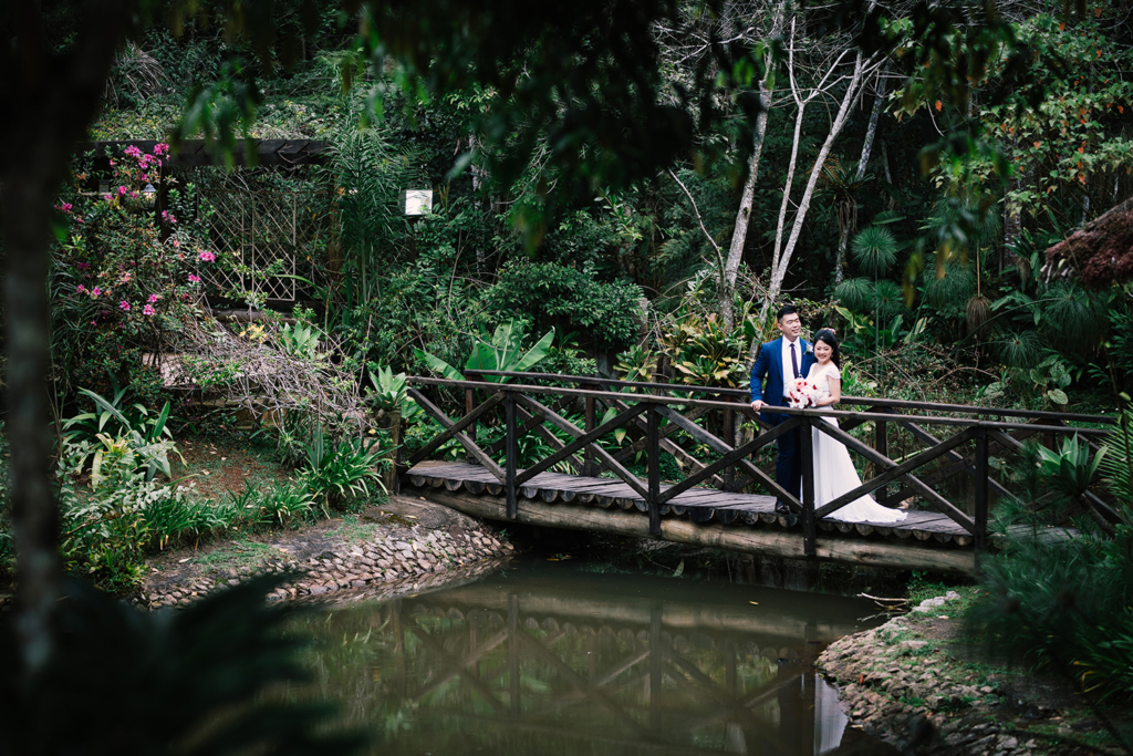 Silvia e Marcello | Casamento leve e encantador no Casarão La Villa