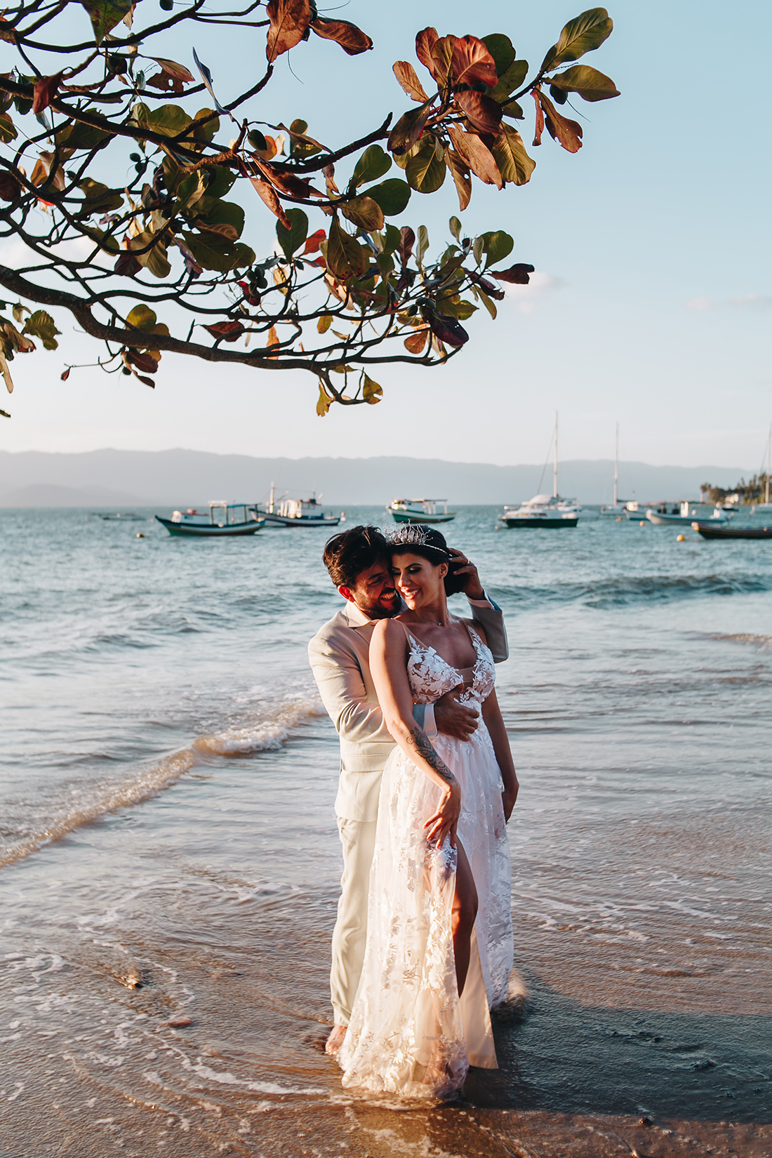 Fabi e Paulo | Casamento com vista para o mar, por Sereiamor