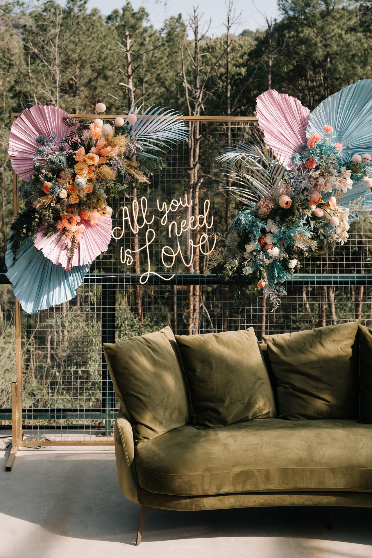 Adriana e Guilherme | Casamento com paleta candy color, por Natasha Bleier