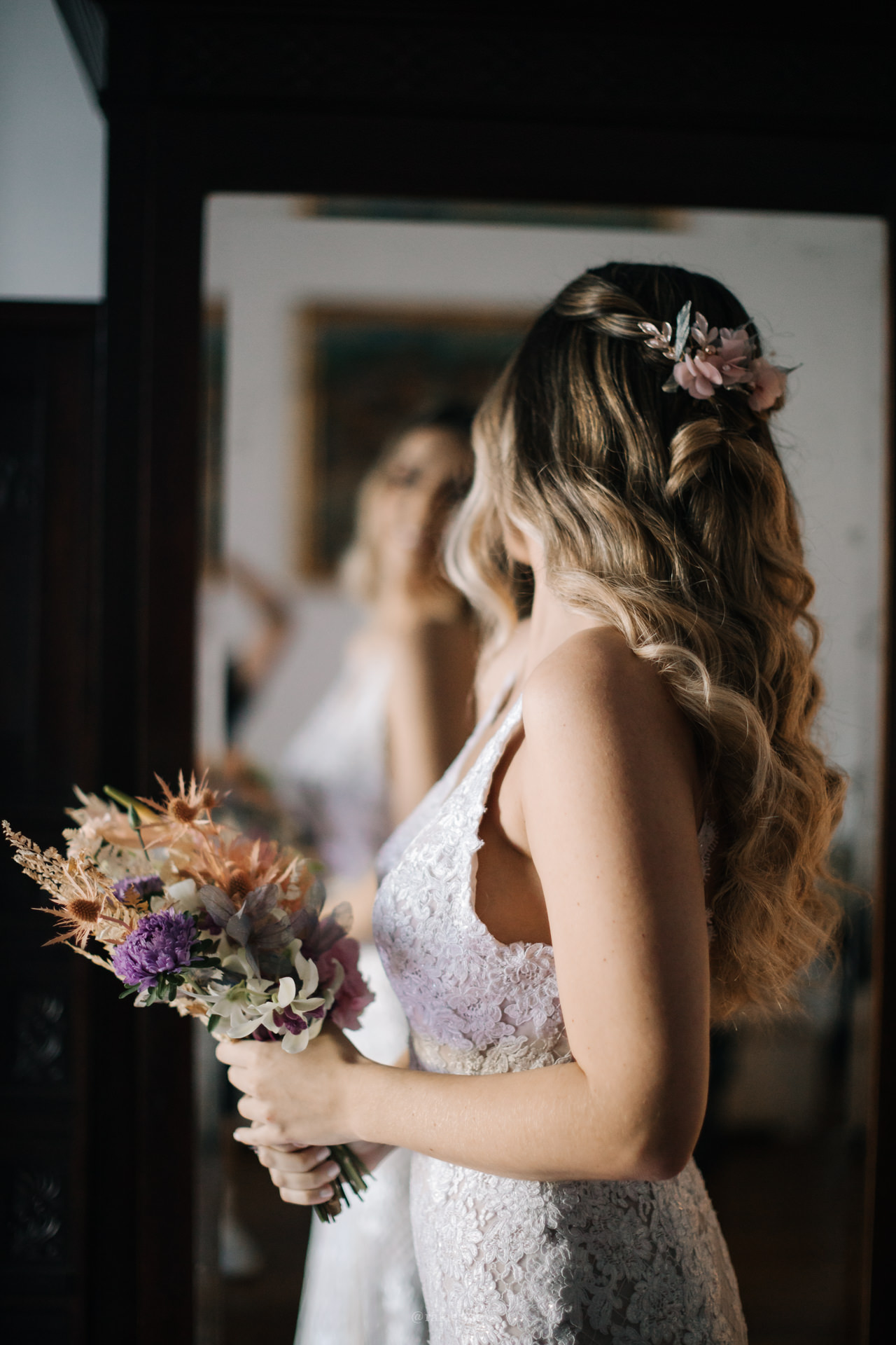 Adriana e Guilherme | Casamento com paleta candy color, por Natasha Bleier