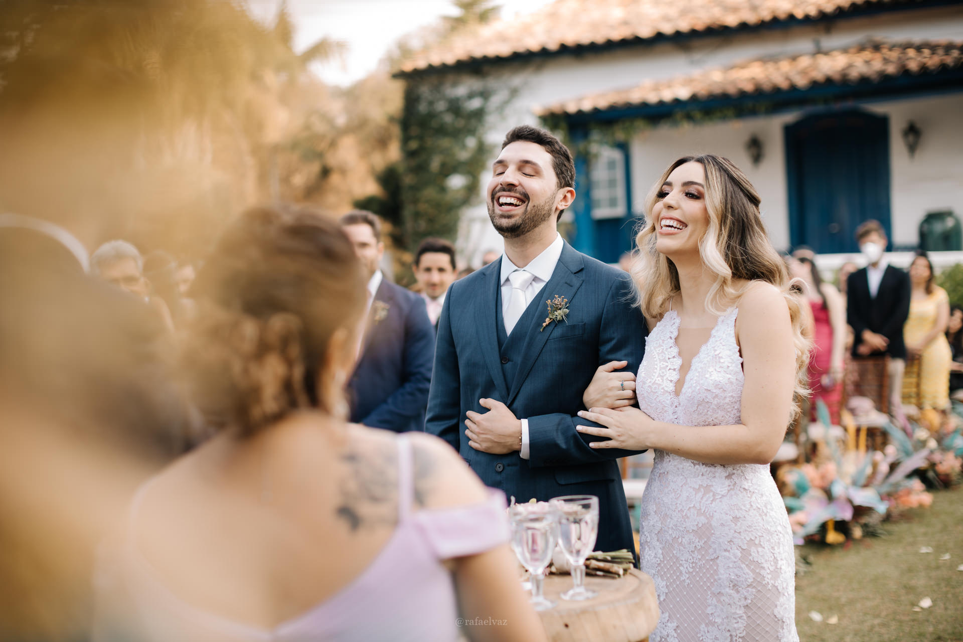 Adriana e Guilherme | Casamento com paleta candy color, por Natasha Bleier