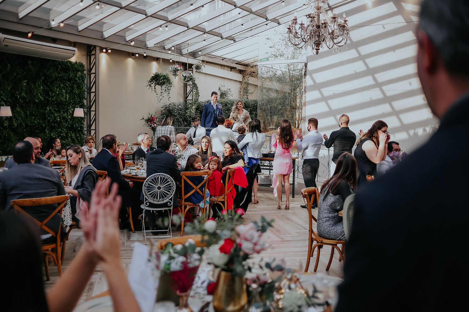 Karollyne e Vinicius | Casamento apaixonado na Casa Quintal, por Bruno Ferreira