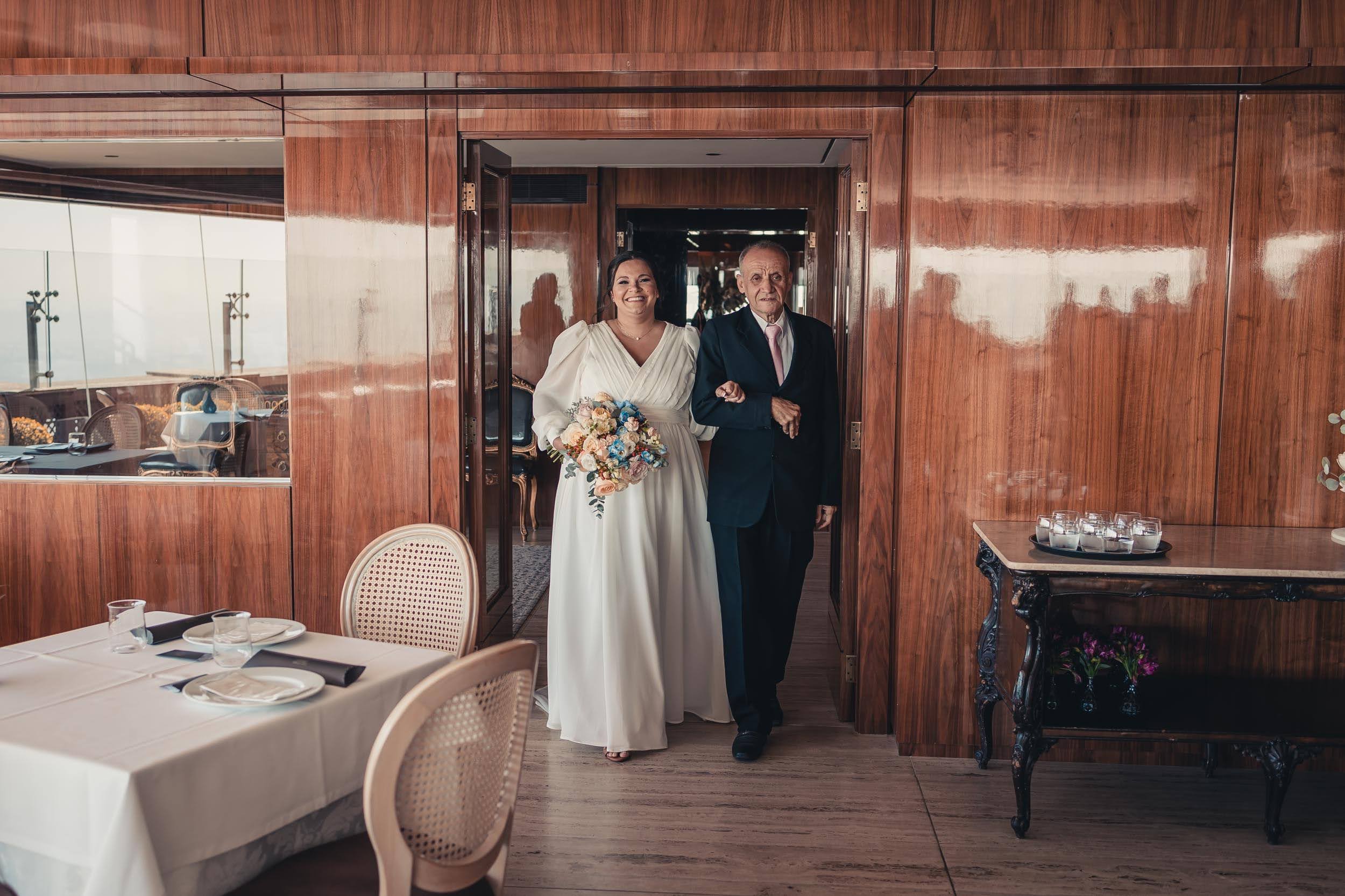 Luciana e Eduardo | Micro wedding no Terraço Itália: um dia leve e feliz