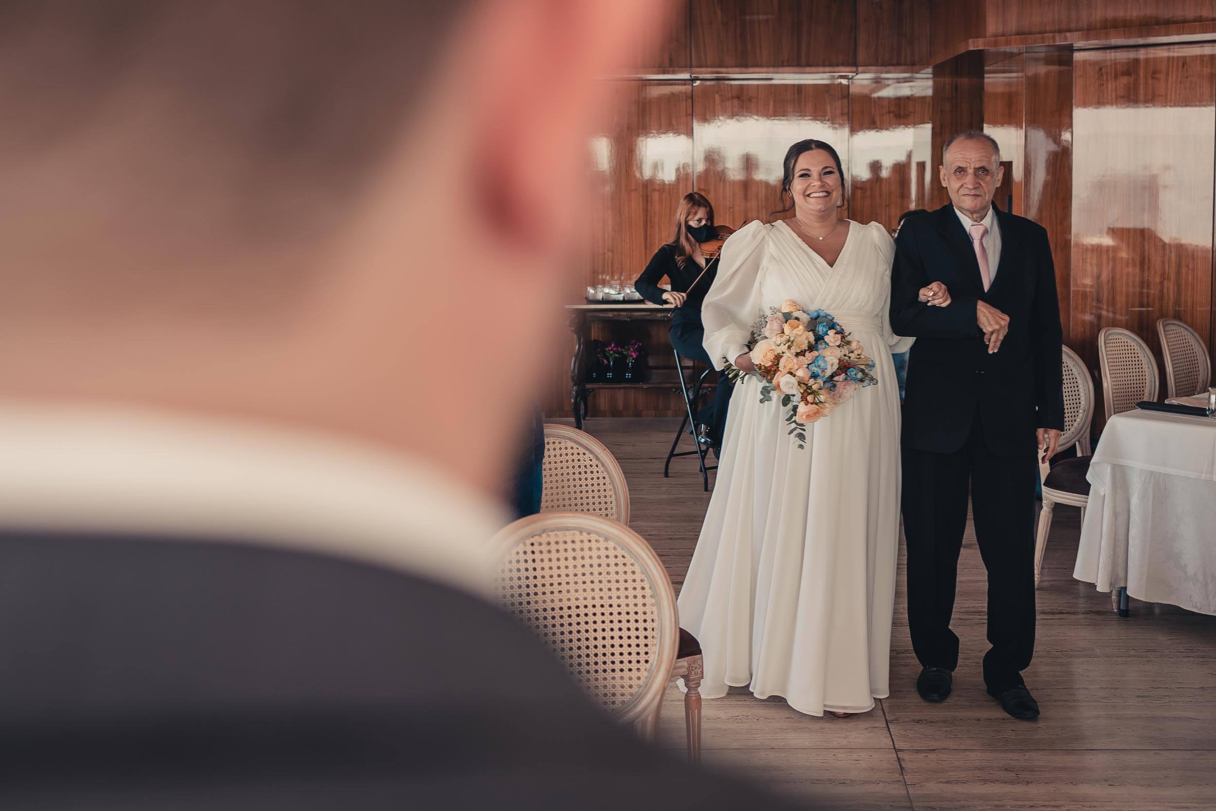 Luciana e Eduardo | Micro wedding no Terraço Itália: um dia leve e feliz