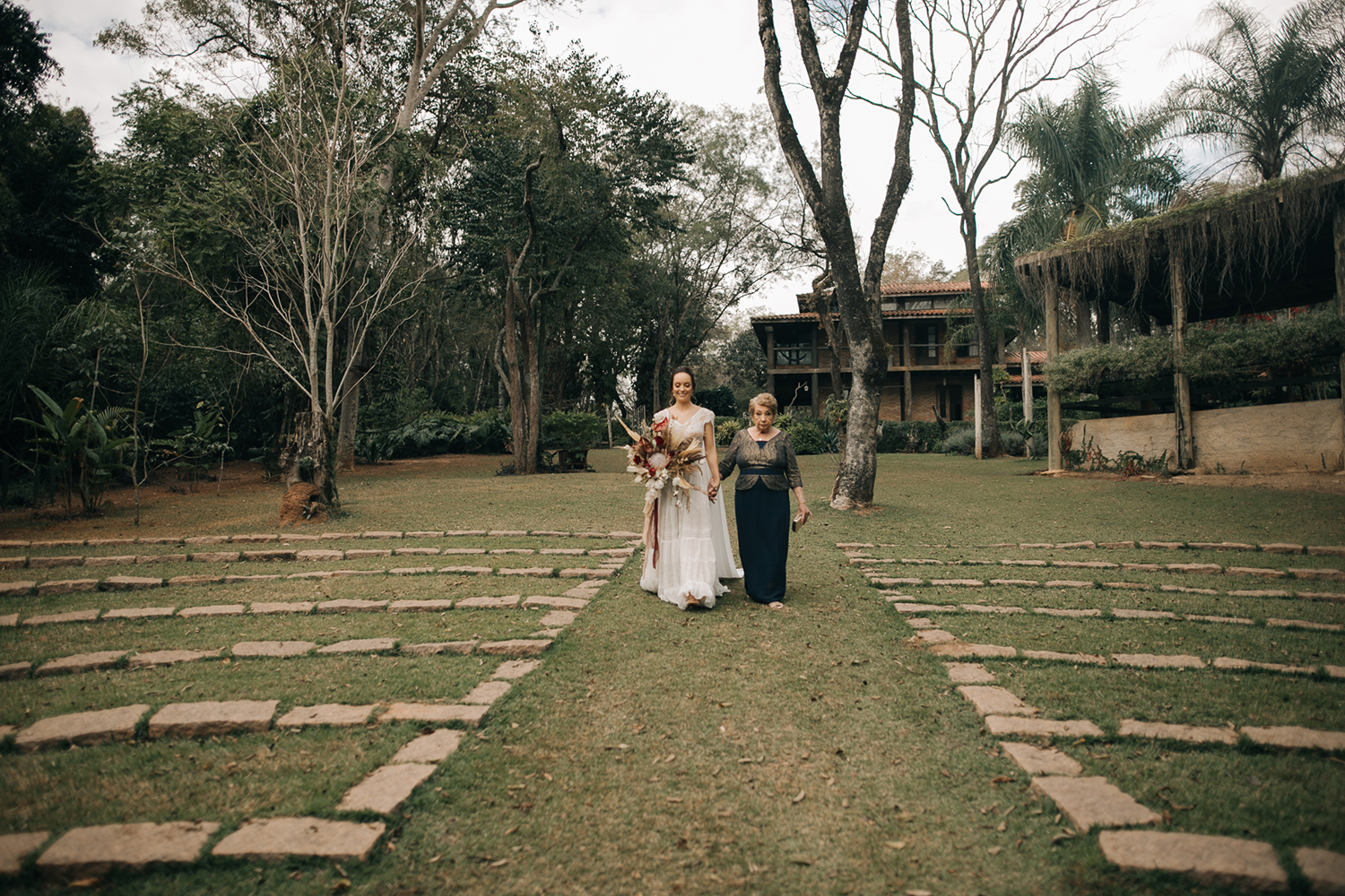 Ana Cláudia e Gustavo | Casamento boho com toque minimalista