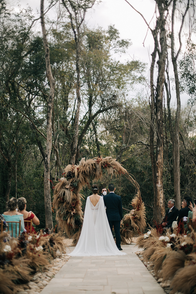 Ana Cláudia e Gustavo | Casamento boho com toque minimalista