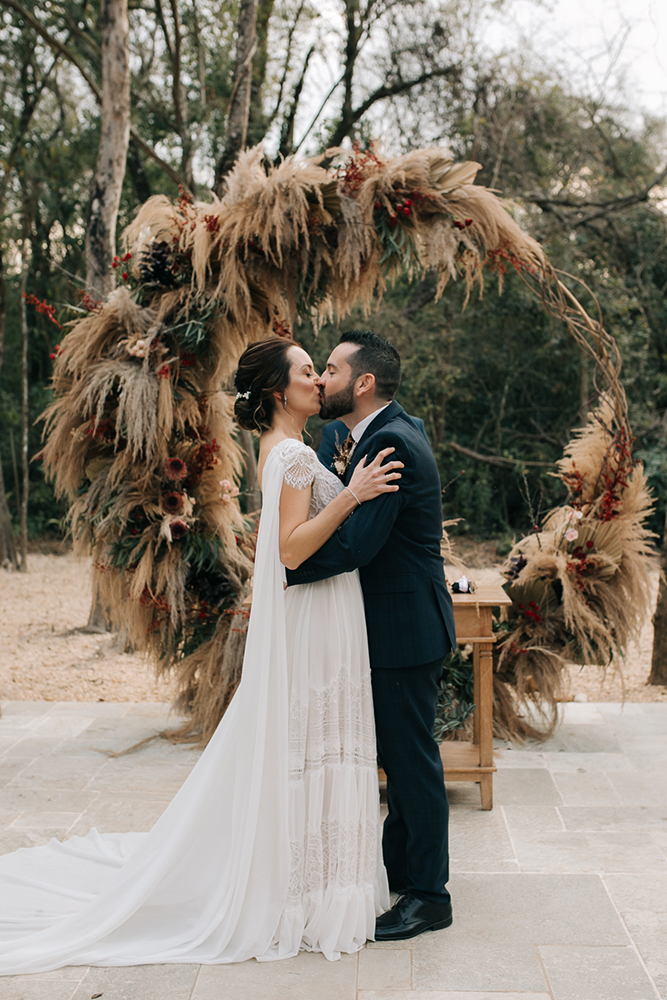 Ana Cláudia e Gustavo | Casamento boho com toque minimalista