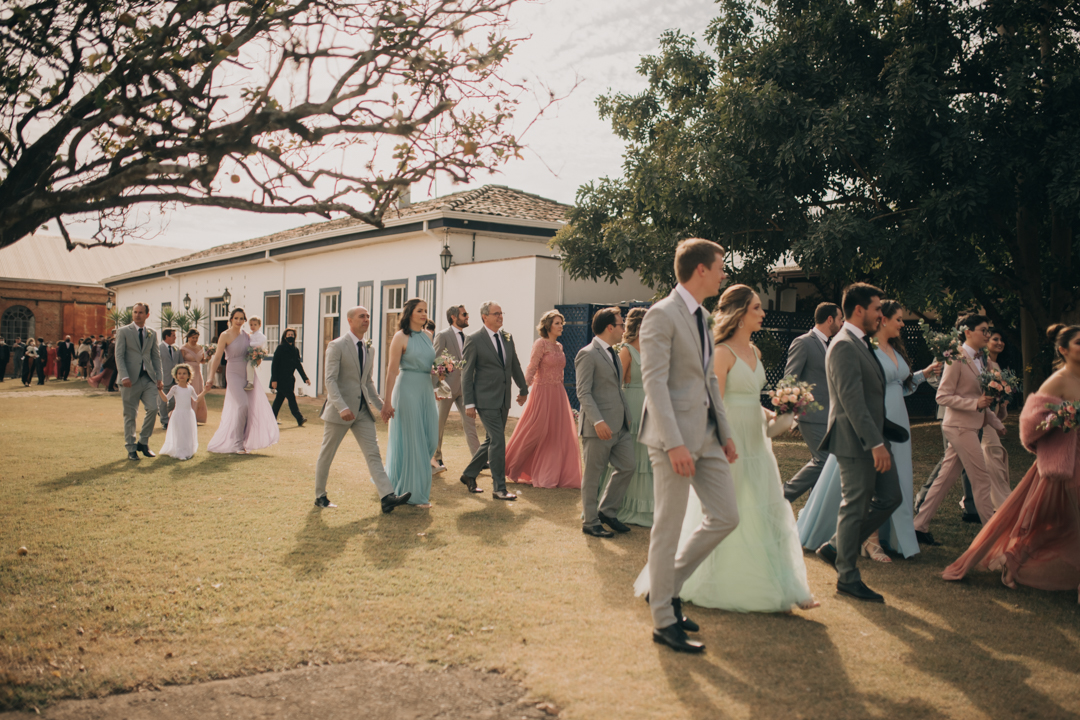 Gabriela e Patrick | Casamento florido na fazenda, por Flor Brasileira