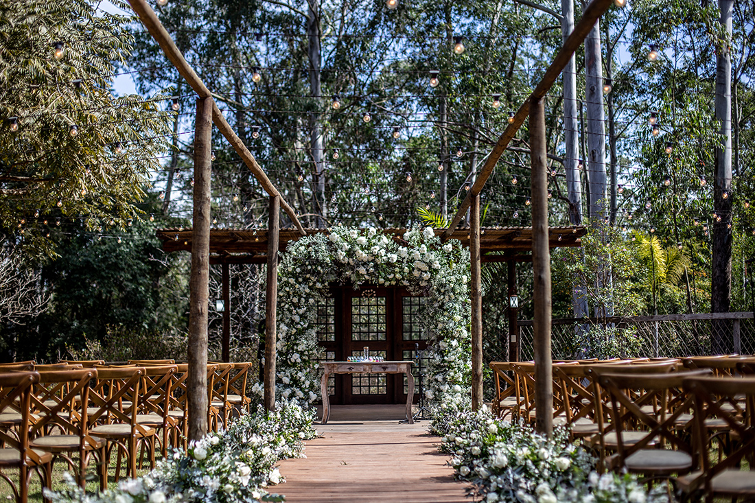 Lindo Casamento na Vila dos Eucaliptos