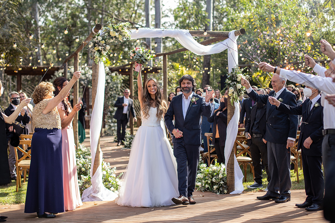 Lindo Casamento na Vila dos Eucaliptos