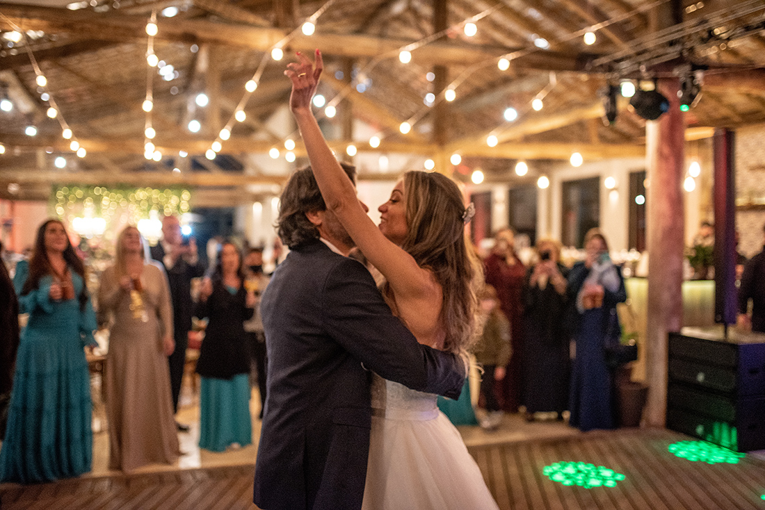 Lindo Casamento na Vila dos Eucaliptos