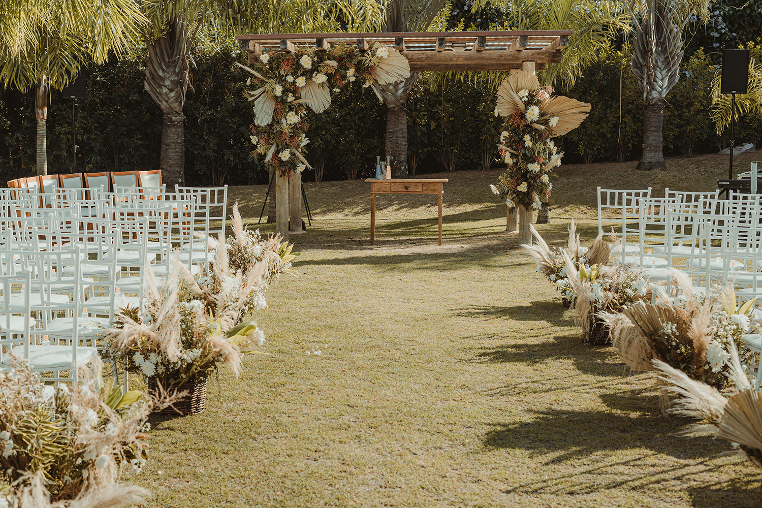 Darfiny e Lucas | Casamento romântico na Vilabella Eventos