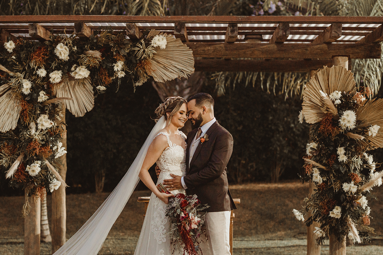 Darfiny e Lucas | Casamento romântico na Vilabella Eventos