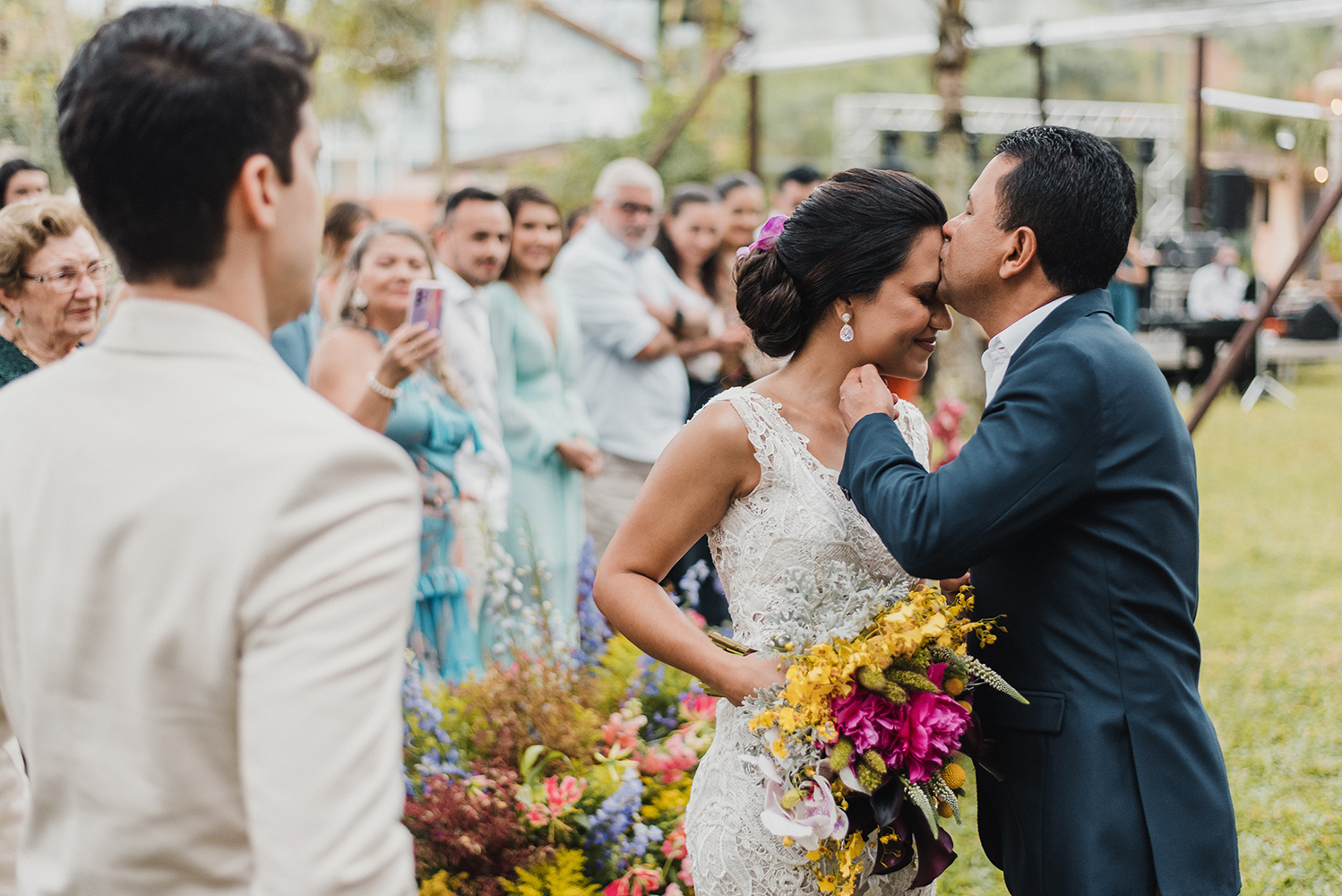 Letícia e Diego | Mini wedding em Maresias