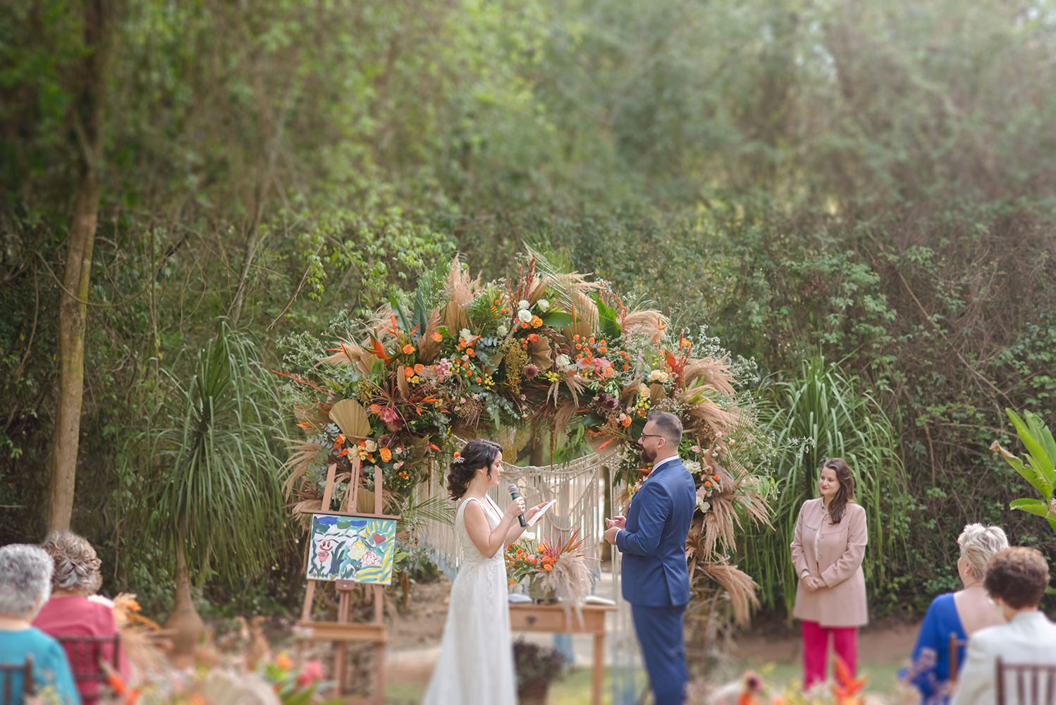 Letícia e Bruno | Casamento autêntico no campo, por Marina Maeda