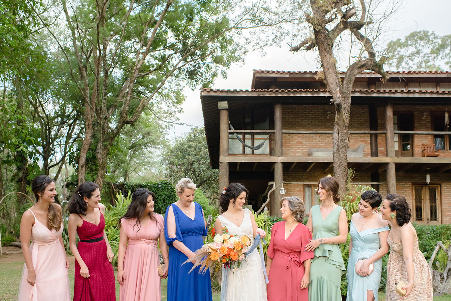 Letícia e Bruno | Casamento autêntico no campo, por Marina Maeda