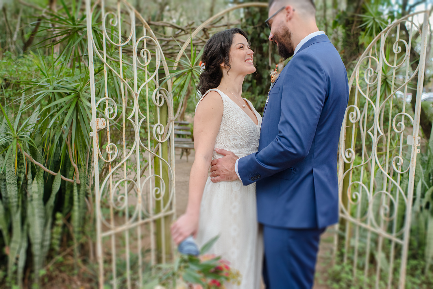 Letícia e Bruno | Casamento autêntico no campo, por Marina Maeda