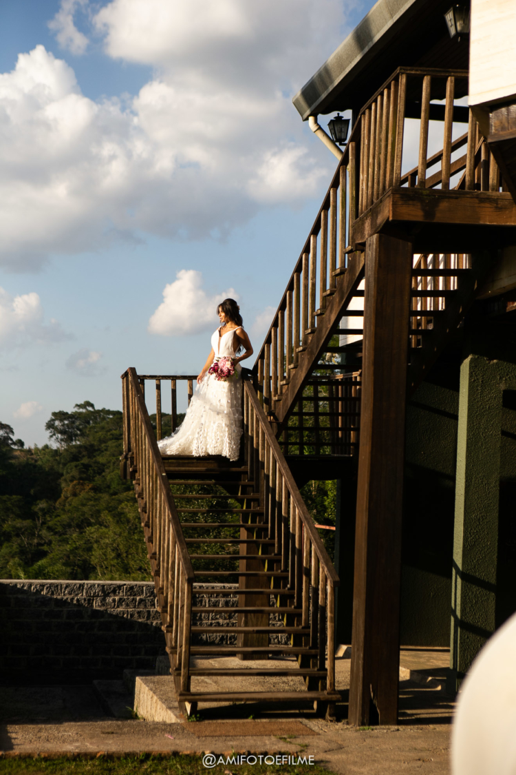 Editorial: Casamento Romântico na Chácara do Sino