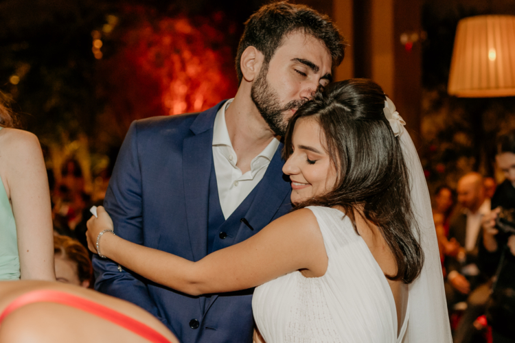 Fernanda e Fabiano | Casamento com festa animada em São Paulo