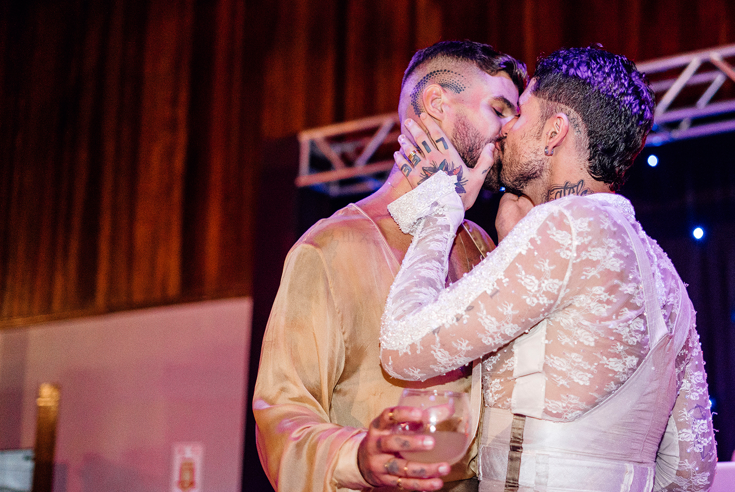 Rodrigo Malafaia e Leandro Buenno | Casamento criativo no Ravena Garden