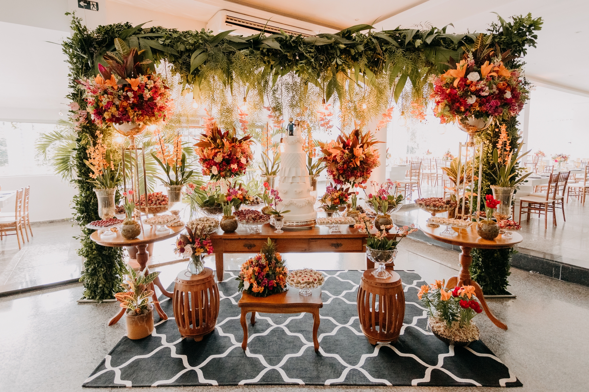 Camila e Yuri | Casamento alegre por Flor Brasileira