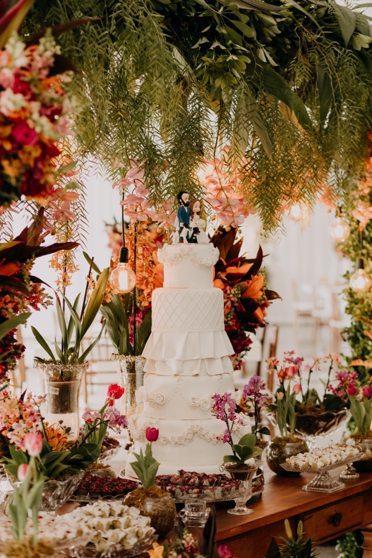 Camila e Yuri | Casamento alegre por Flor Brasileira