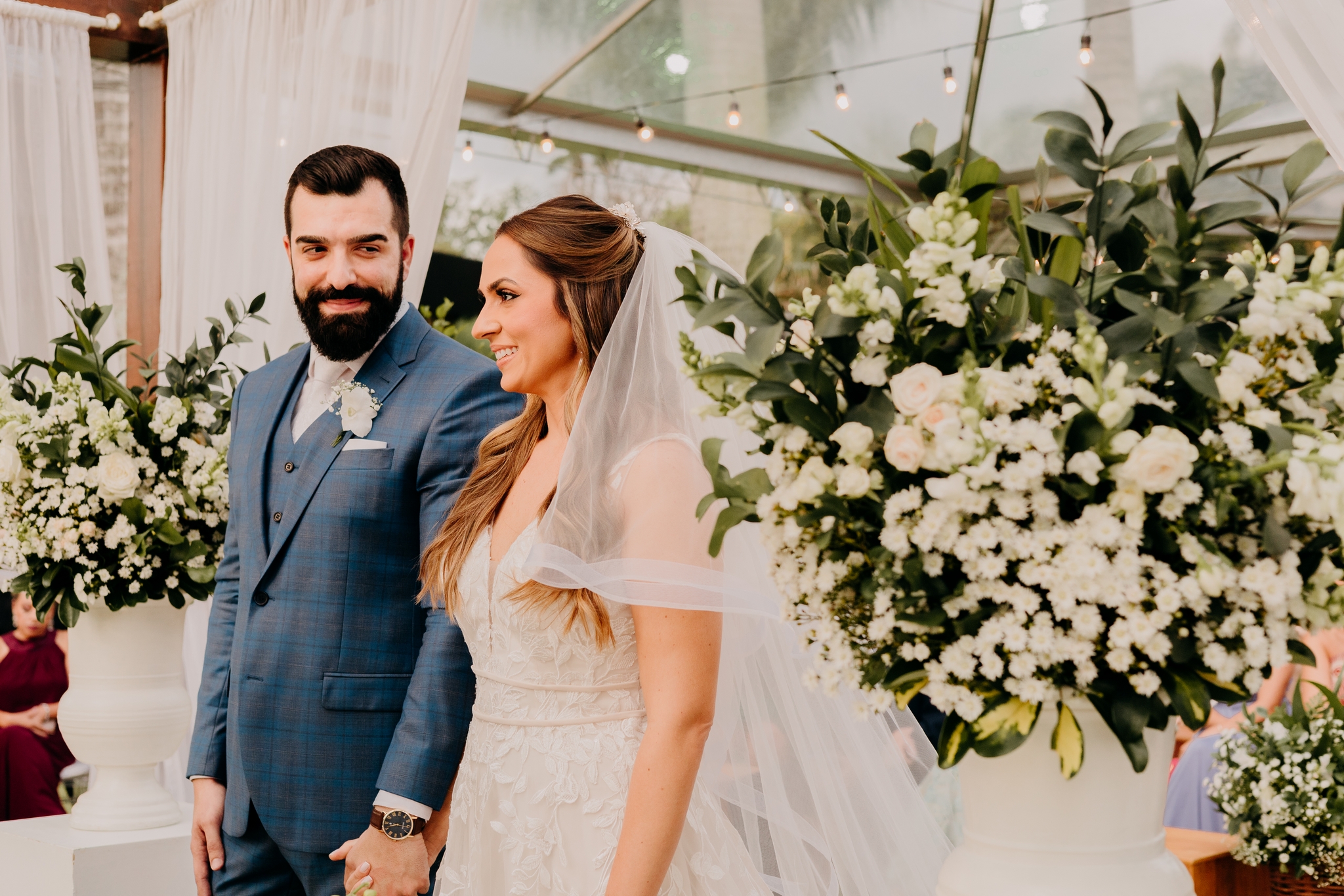 Camila e Yuri | Casamento alegre por Flor Brasileira