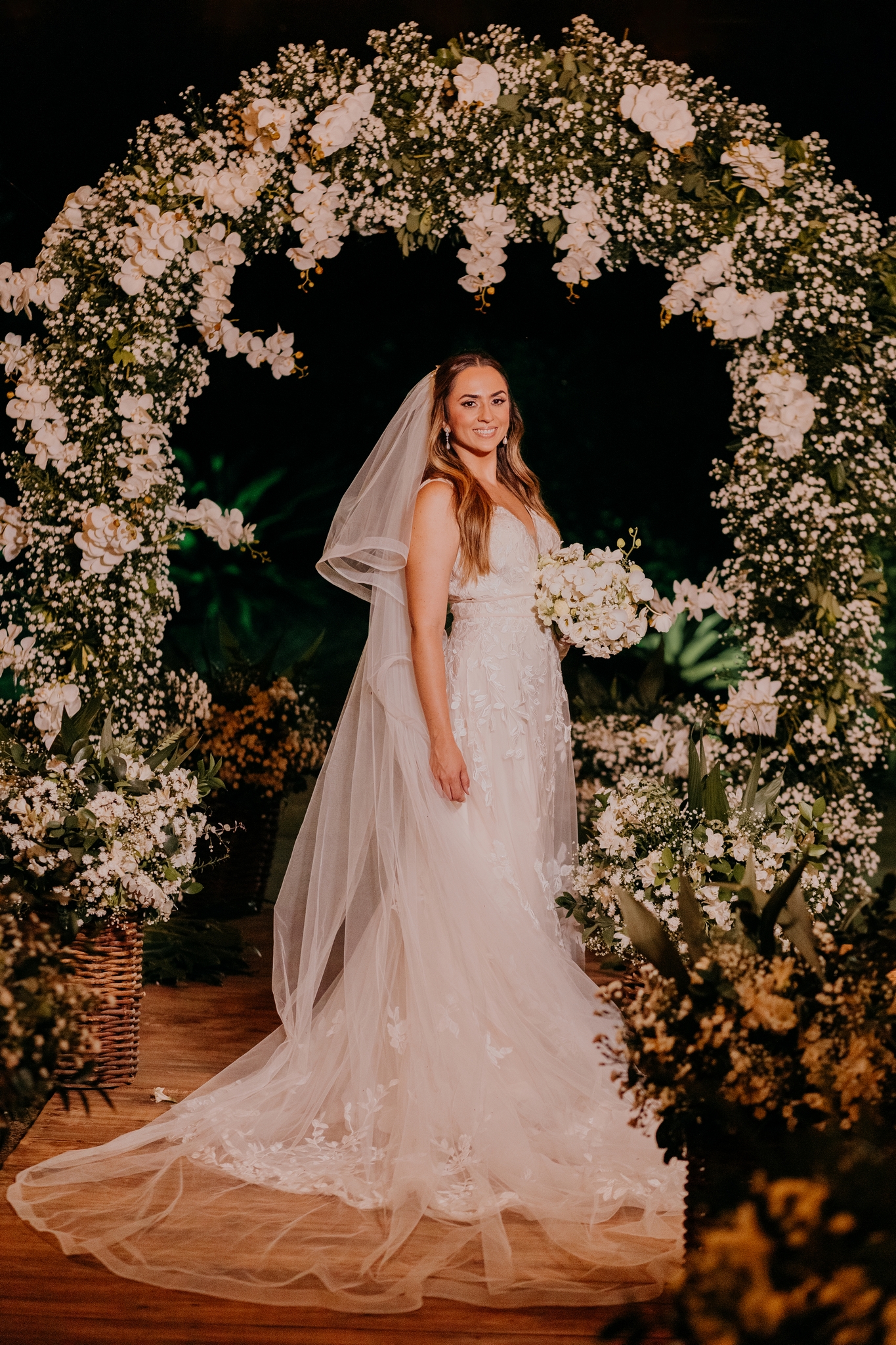 Camila e Yuri | Casamento alegre por Flor Brasileira