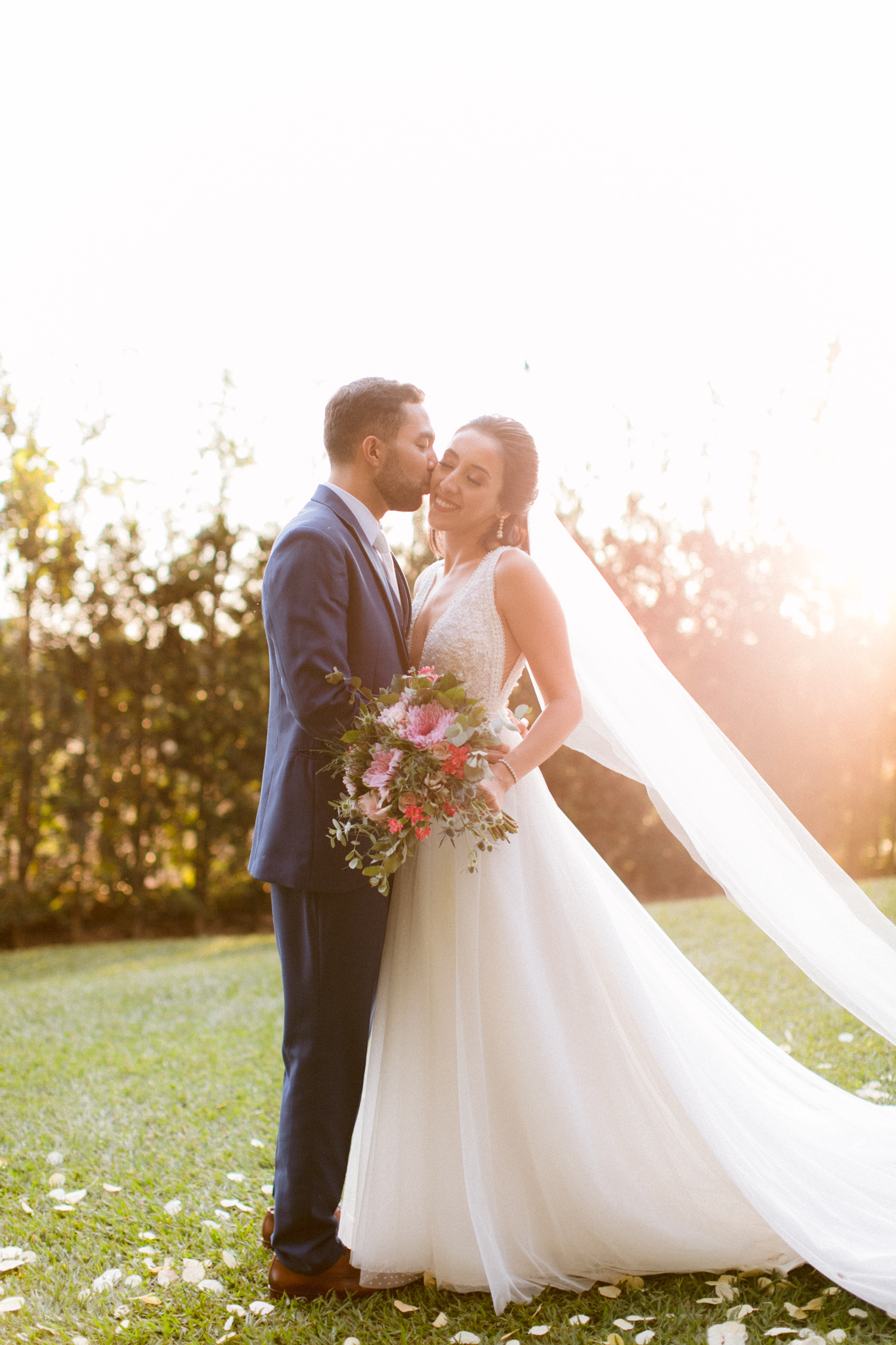 Mariana e Gabriel | Casamento em clima de jardim encantado